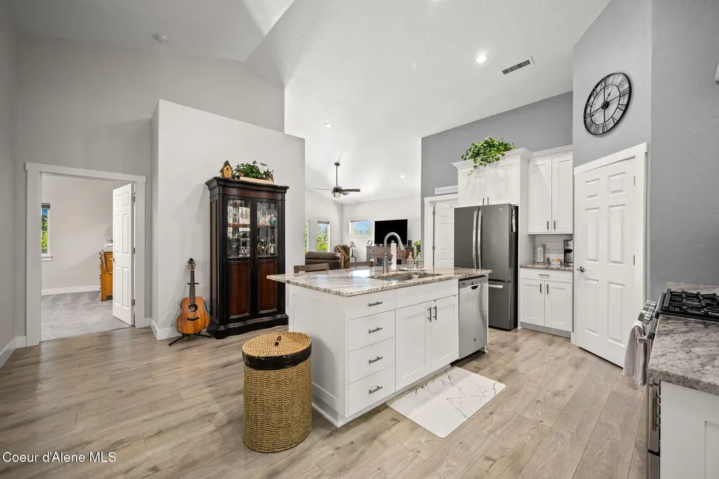 1427 E Loch Haven Drive Hayden ID 83835