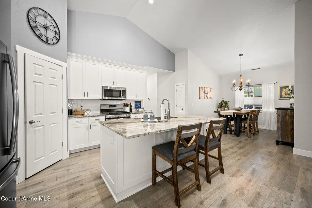 1427 E Loch Haven Drive Hayden ID 83835