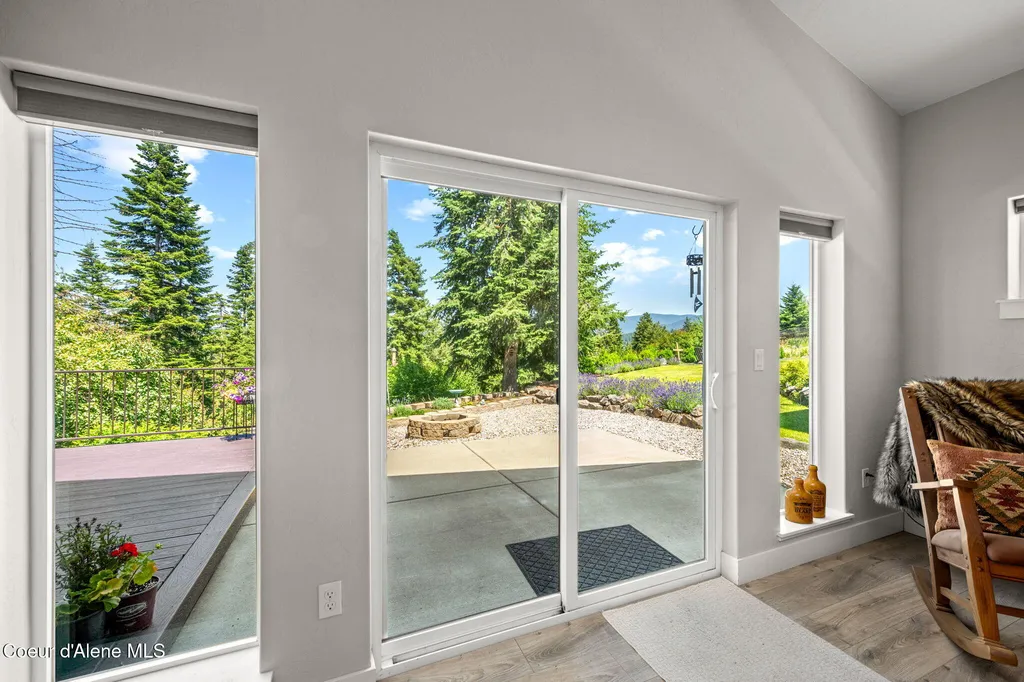 1427 E Loch Haven Drive Hayden ID 83835