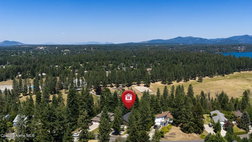 1427 E Loch Haven Drive Hayden ID 83835