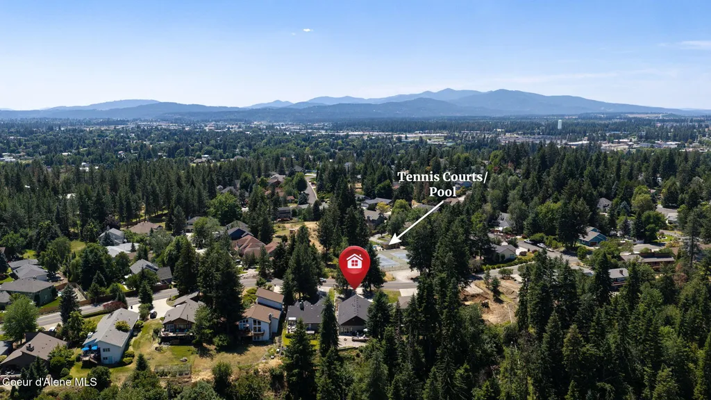 1427 E Loch Haven Drive Hayden ID 83835