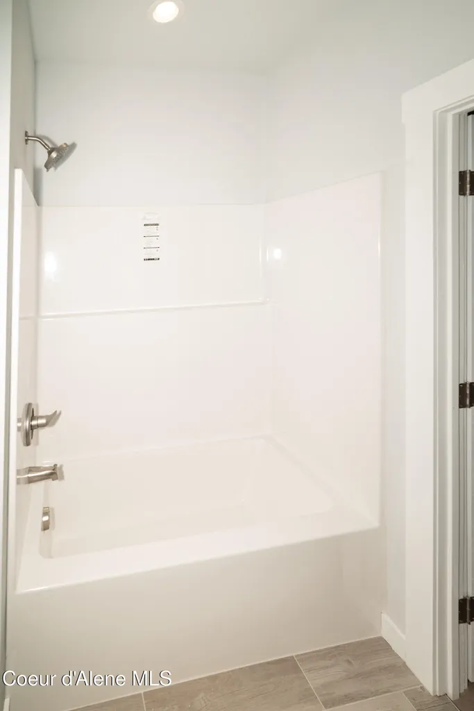261 F Street Plummer ID 83851