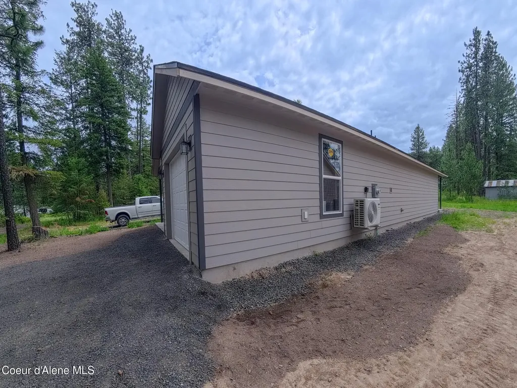 261 F Street Plummer ID 83851