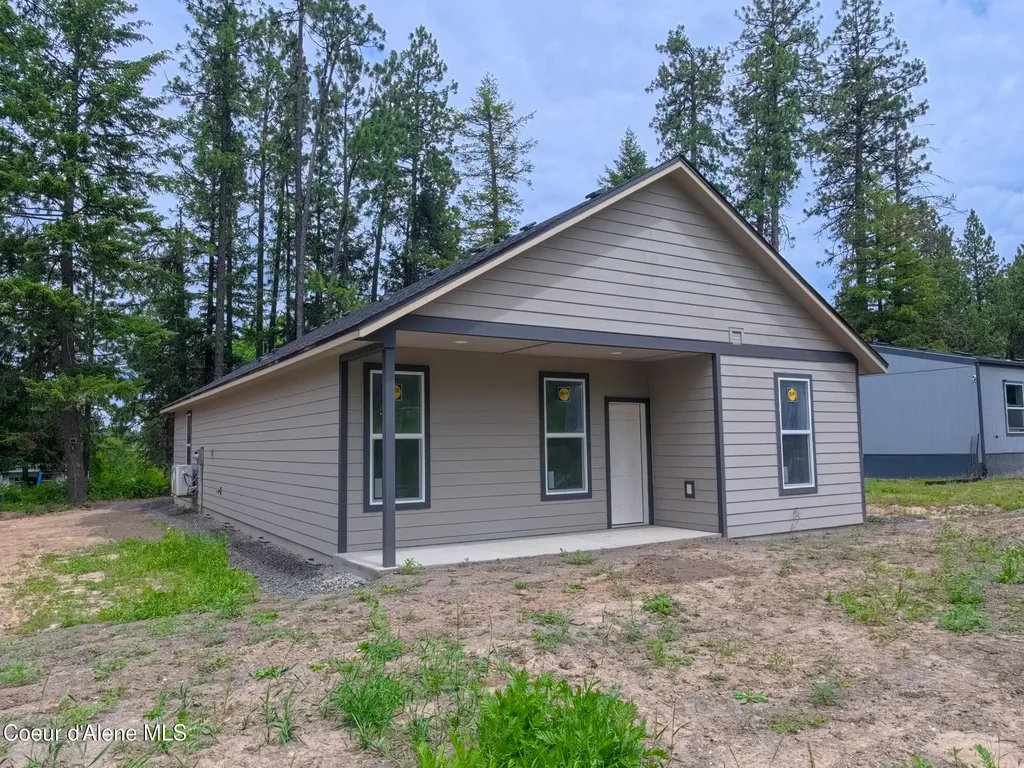 261 F Street Plummer ID 83851