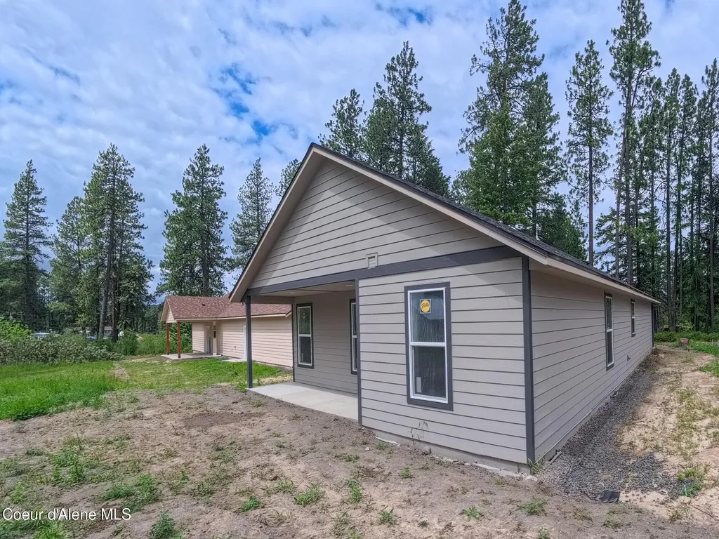 261 F Street Plummer ID 83851