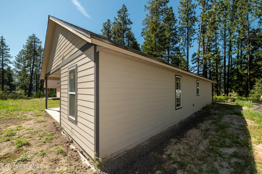 261 F Street Plummer ID 83851
