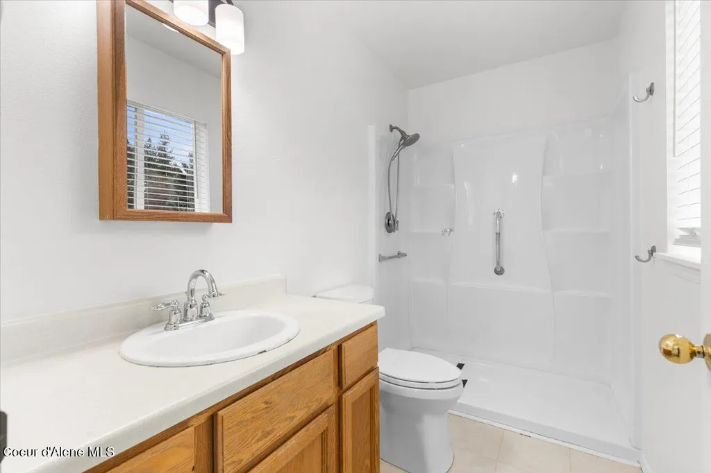 6648 W Legacy Drive Rathdrum ID 83858