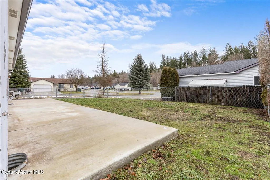 6648 W Legacy Drive Rathdrum ID 83858