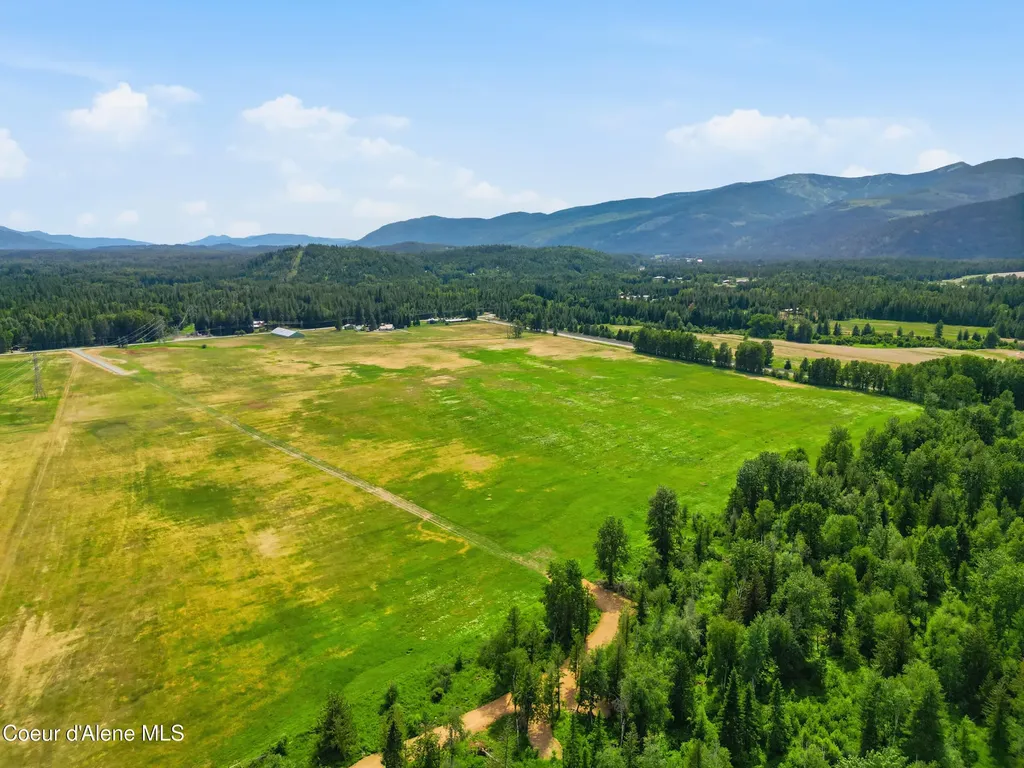 Nna Lot 1 Longbow Lane (samuels) Sandpoint ID 83864