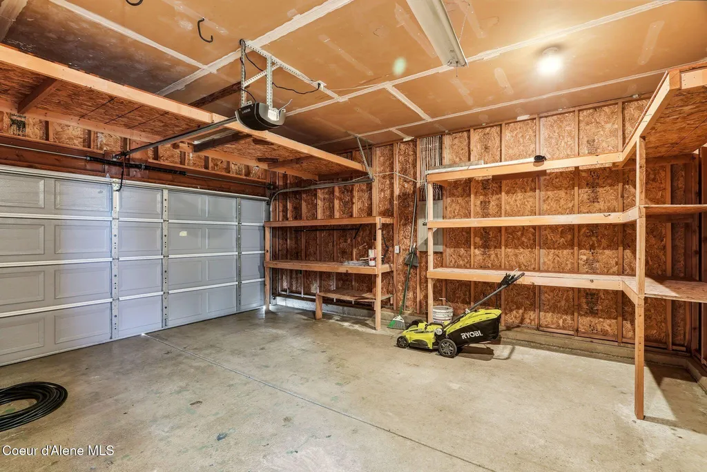 2795 N Rawhide Ridge Road Post Falls ID 83854