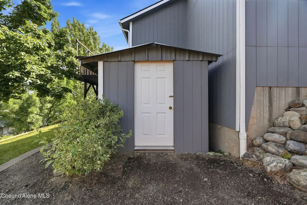 2795 N Rawhide Ridge Road Post Falls ID 83854