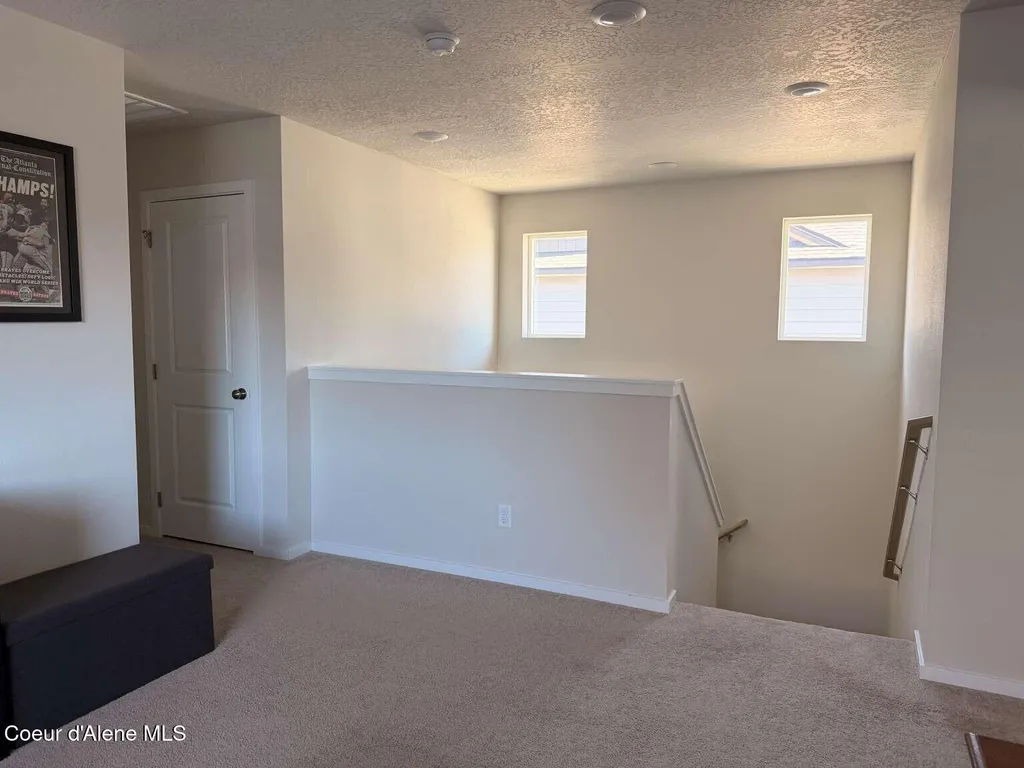 229 E Sandmyrtle Avenue Hayden ID 83835