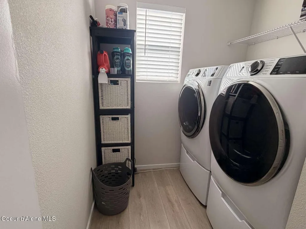 229 E Sandmyrtle Avenue Hayden ID 83835