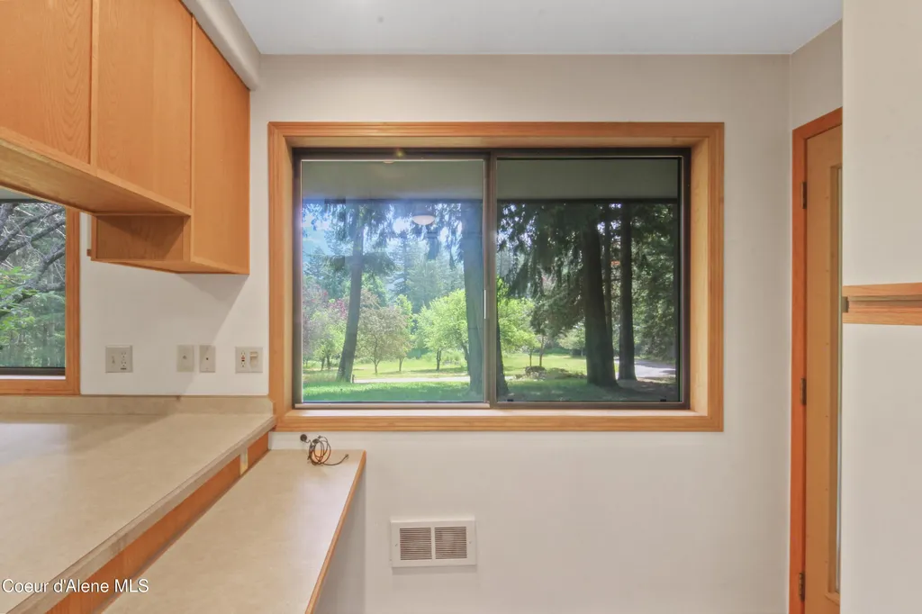 150 Denali Road Sagle ID 83860