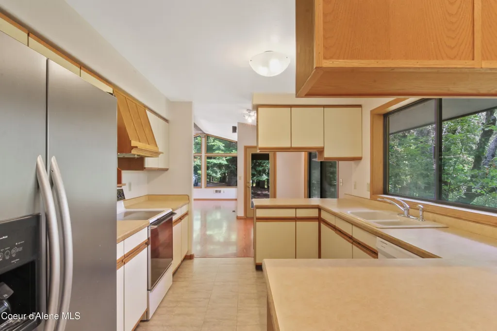 150 Denali Road Sagle ID 83860