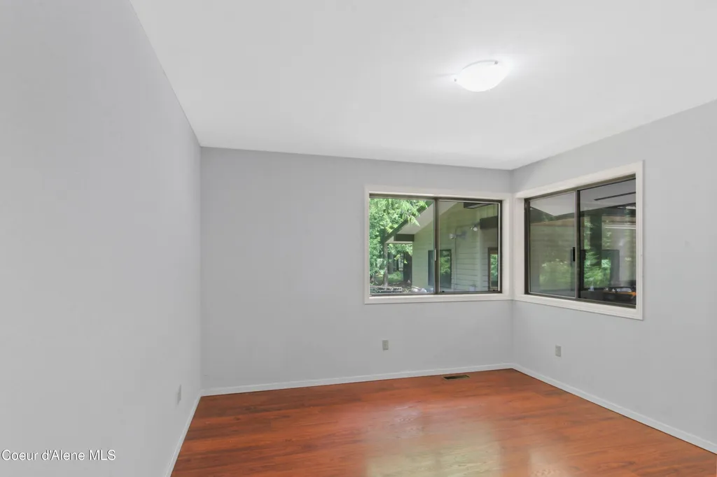 150 Denali Road Sagle ID 83860