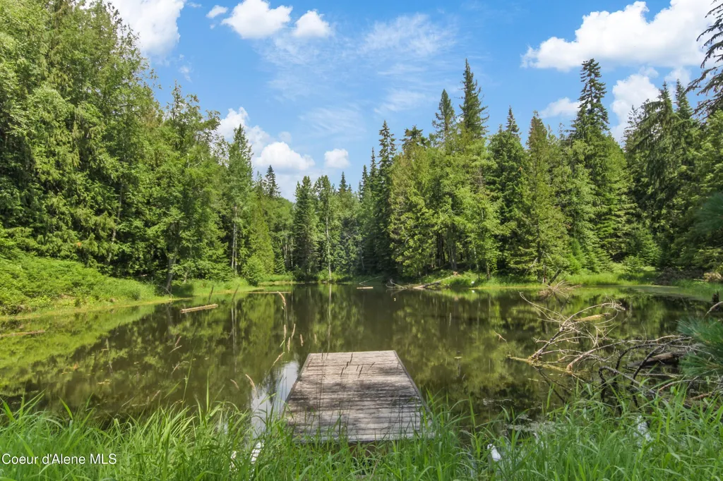 150 Denali Road Sagle ID 83860