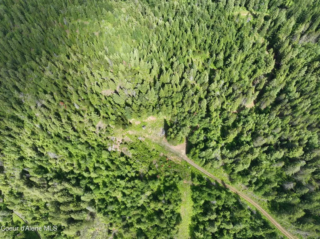 2489 N North Center Valley Road Sandpoint ID 83864