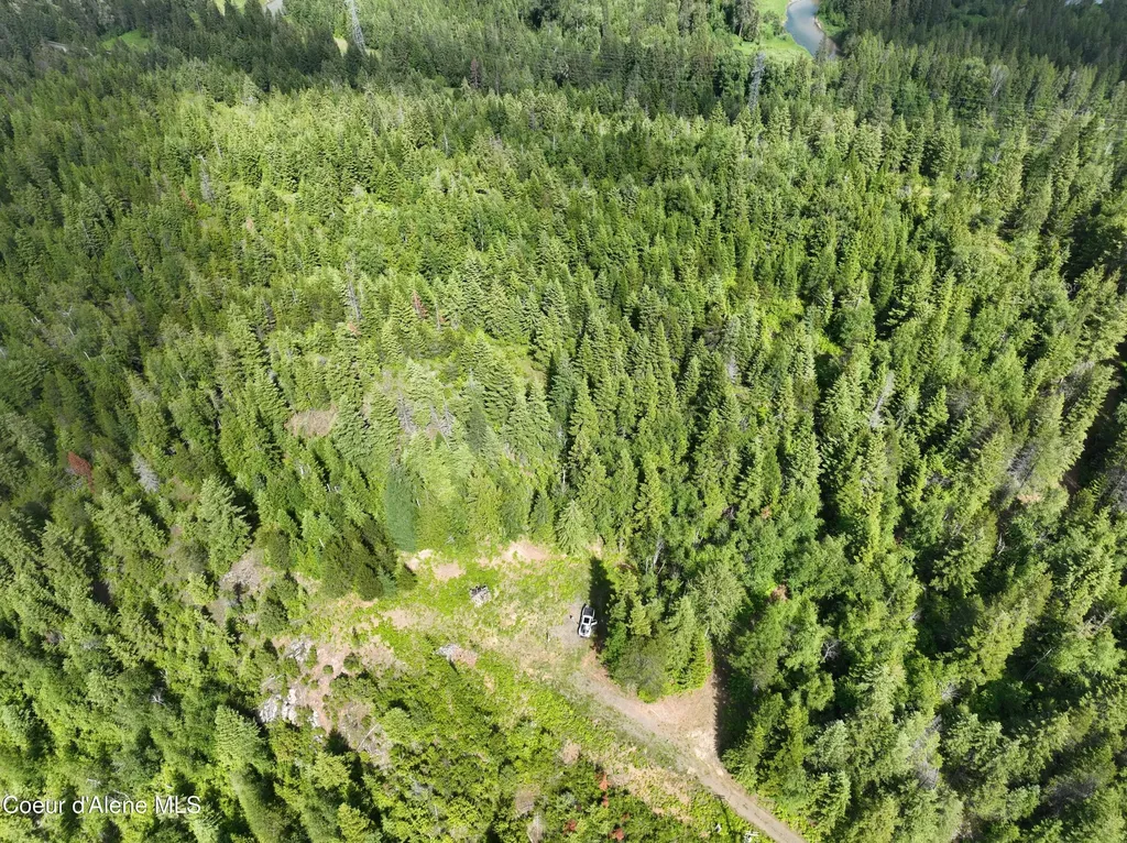 2489 N North Center Valley Road Sandpoint ID 83864