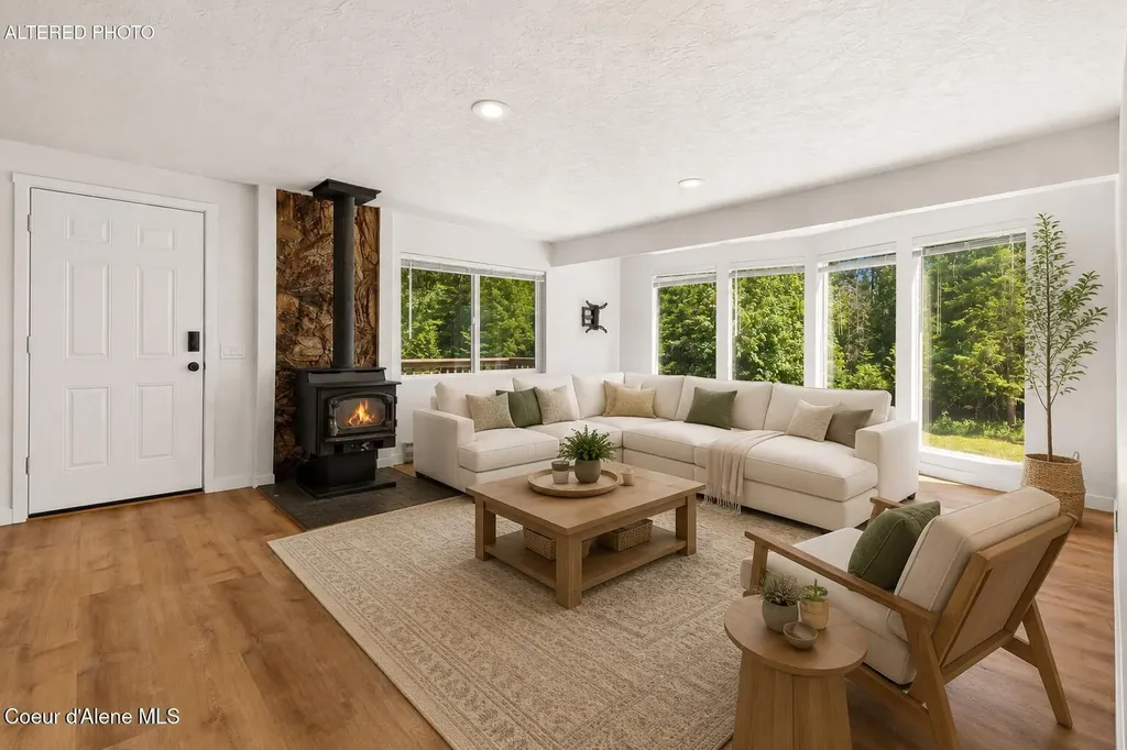 948 N Wrenco Road Sandpoint ID 83864