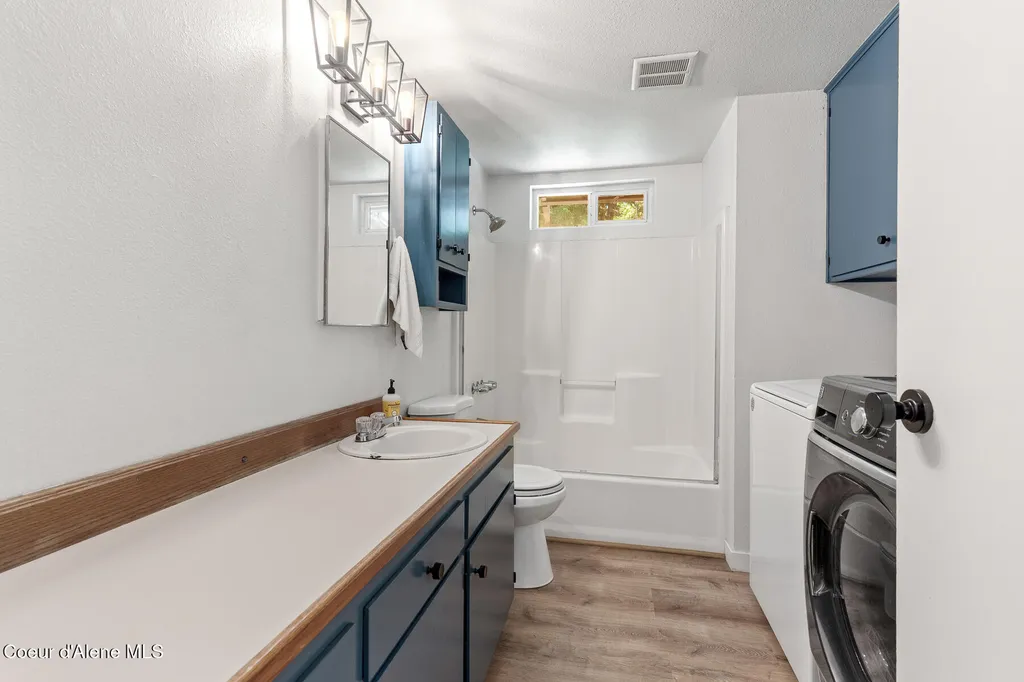 948 N Wrenco Road Sandpoint ID 83864