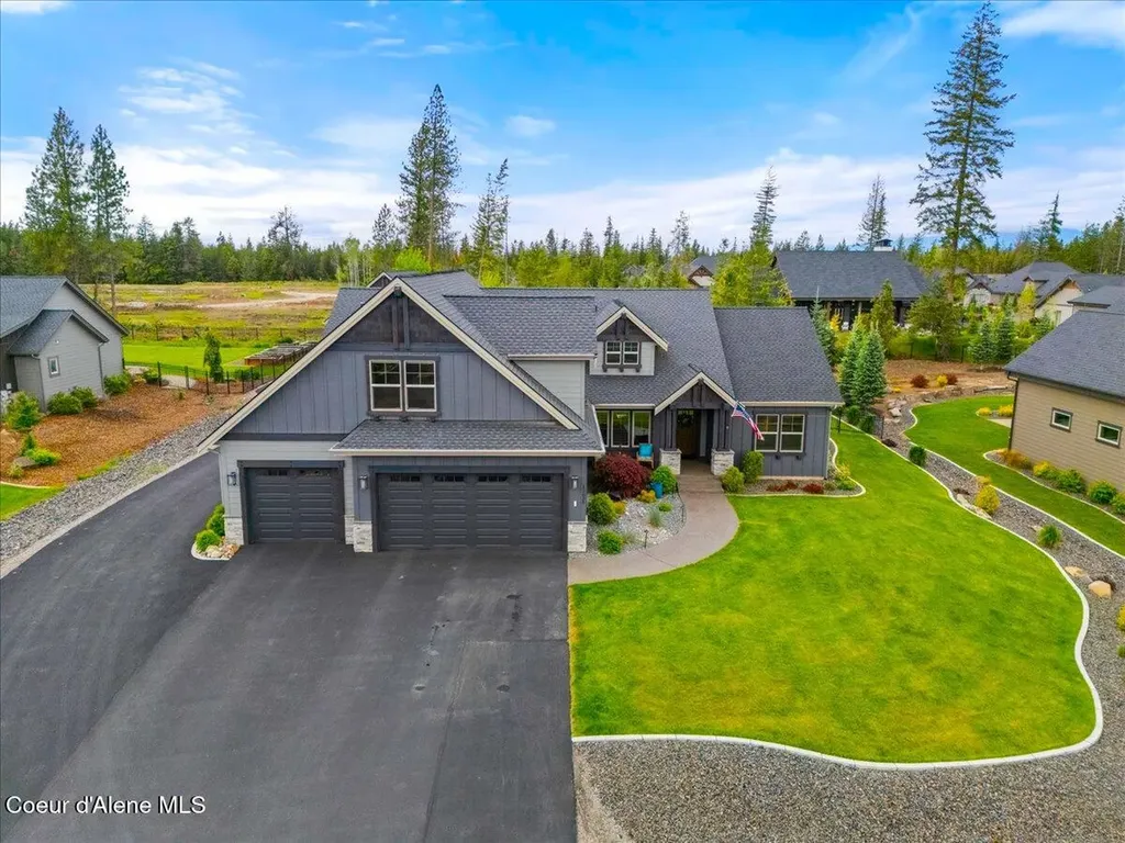 11633 N Spiraea Lane Hayden ID 83835