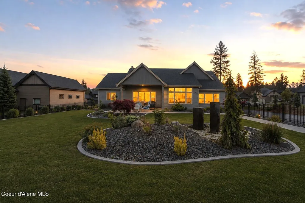 11633 N Spiraea Lane Hayden ID 83835