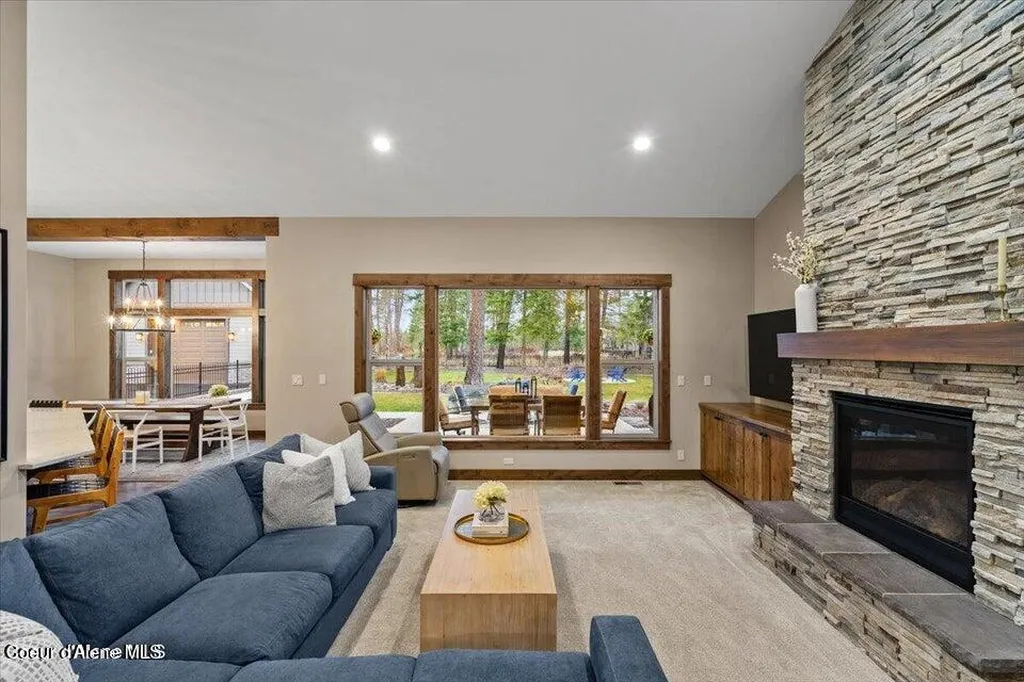 11633 N Spiraea Lane Hayden ID 83835