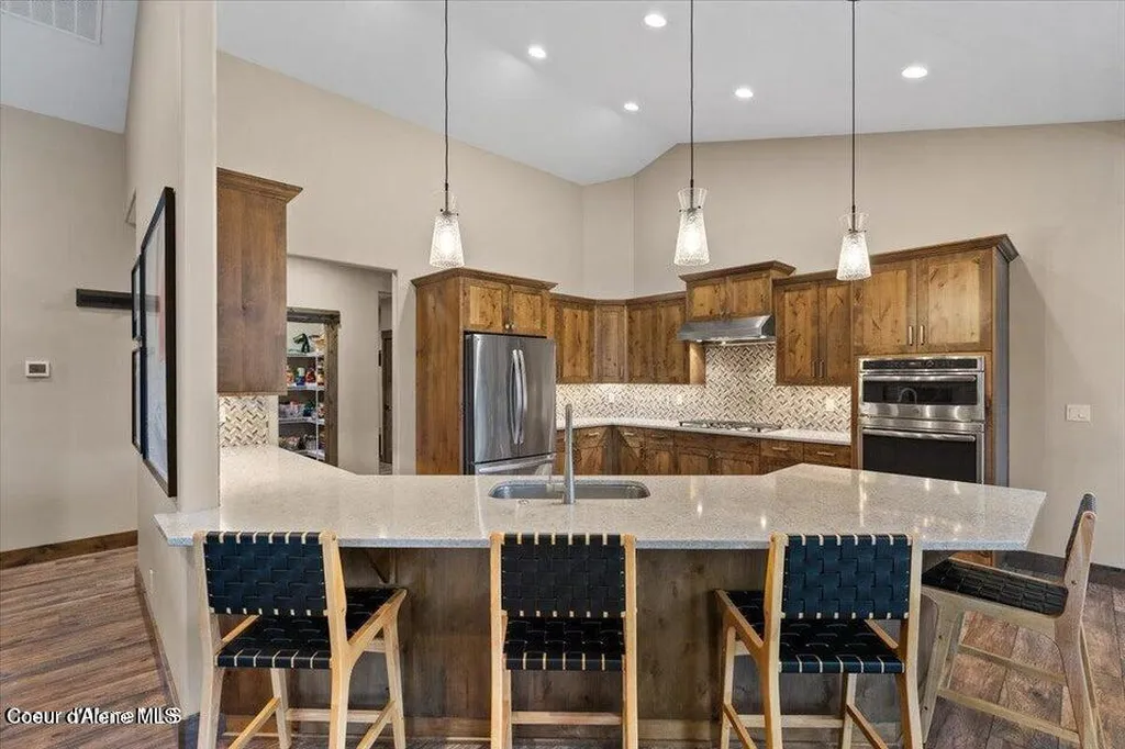 11633 N Spiraea Lane Hayden ID 83835