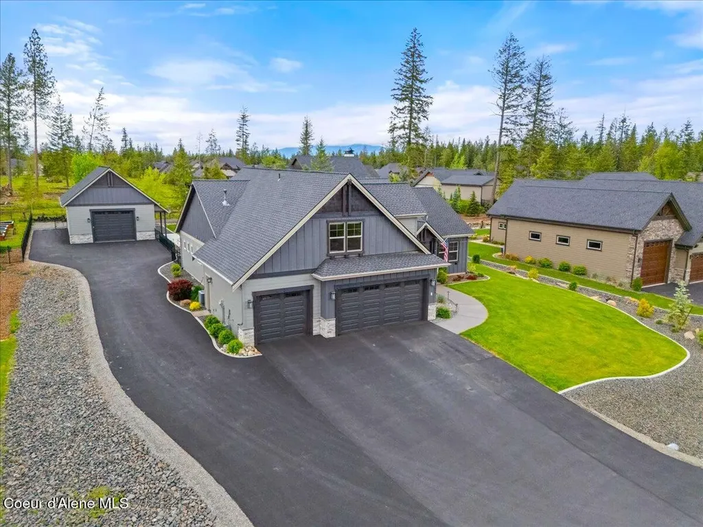 11633 N Spiraea Lane Hayden ID 83835