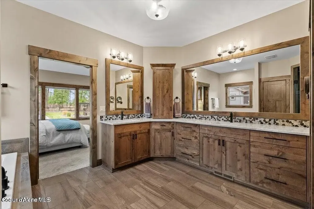 11633 N Spiraea Lane Hayden ID 83835
