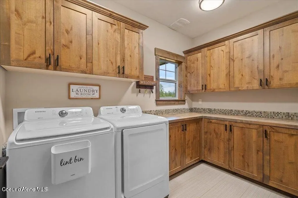 11633 N Spiraea Lane Hayden ID 83835