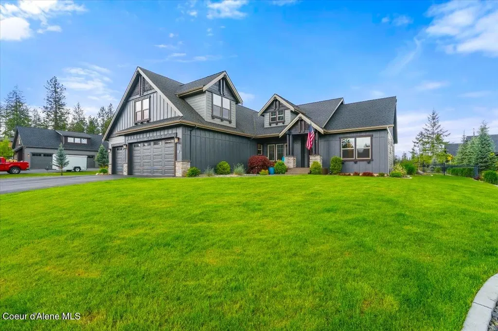 11633 N Spiraea Lane Hayden ID 83835
