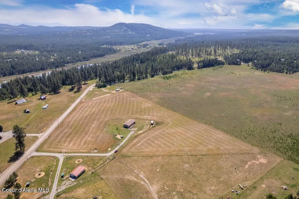30 Sawbuck Road Spirit Lake ID 83869