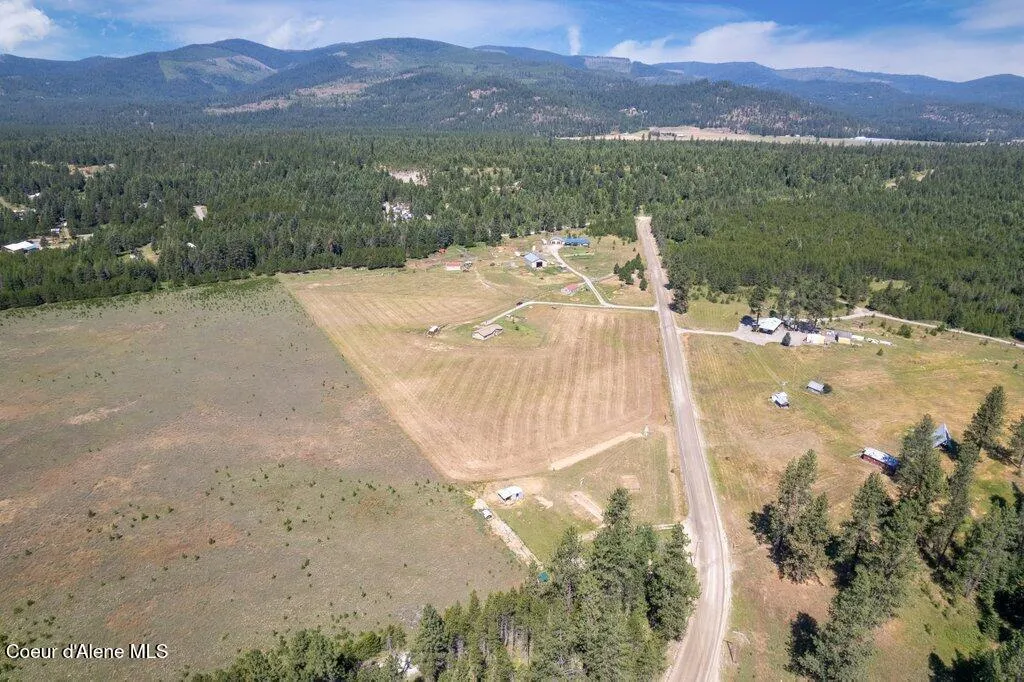 30 Sawbuck Road Spirit Lake ID 83869