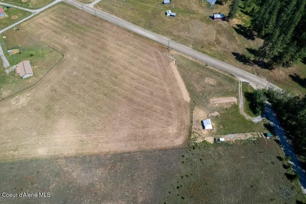 30 Sawbuck Road Spirit Lake ID 83869