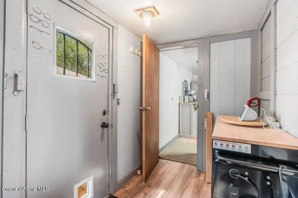 3250 W Hudlow Drive Post Falls ID 83854