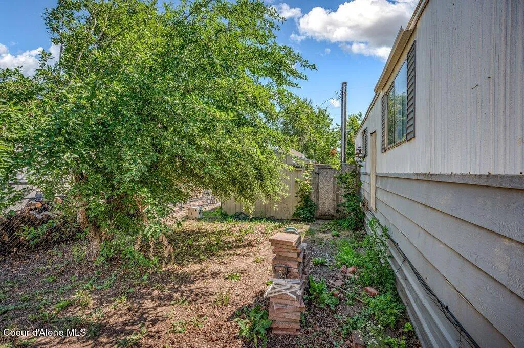 3250 W Hudlow Drive Post Falls ID 83854