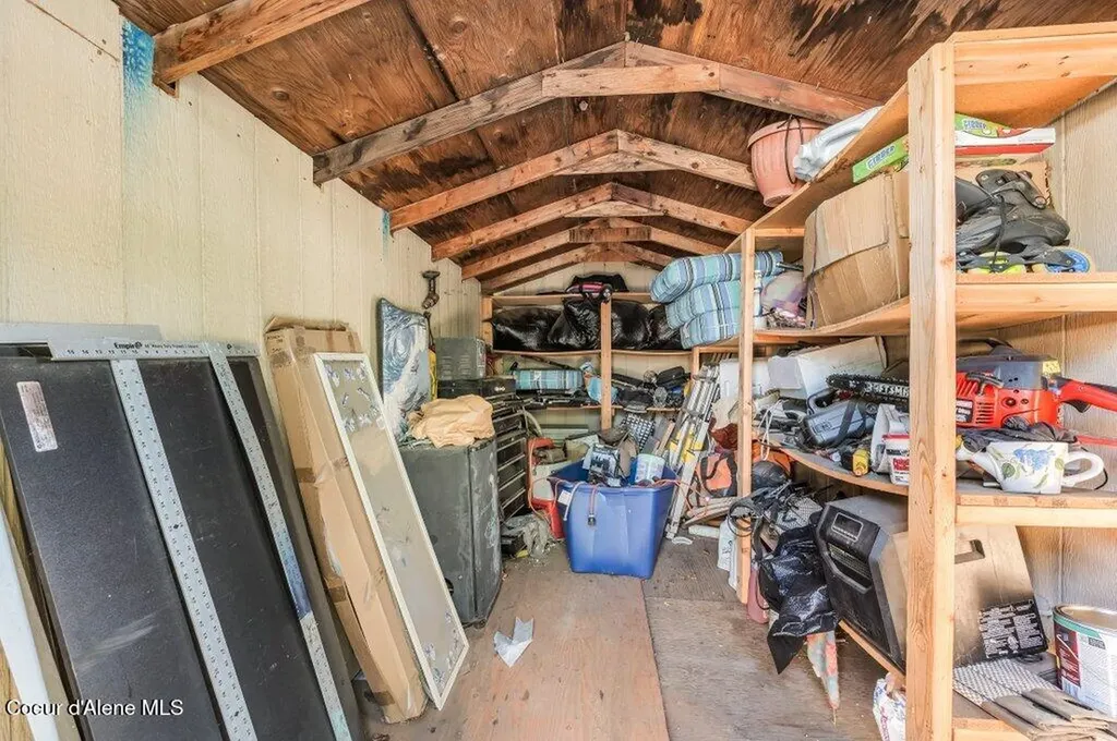 3250 W Hudlow Drive Post Falls ID 83854