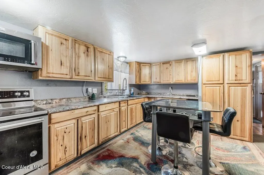 3250 W Hudlow Drive Post Falls ID 83854