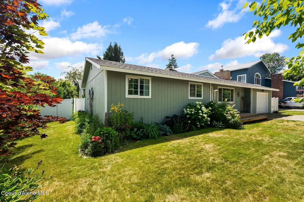 1505 Spruce Street Sandpoint ID 83864
