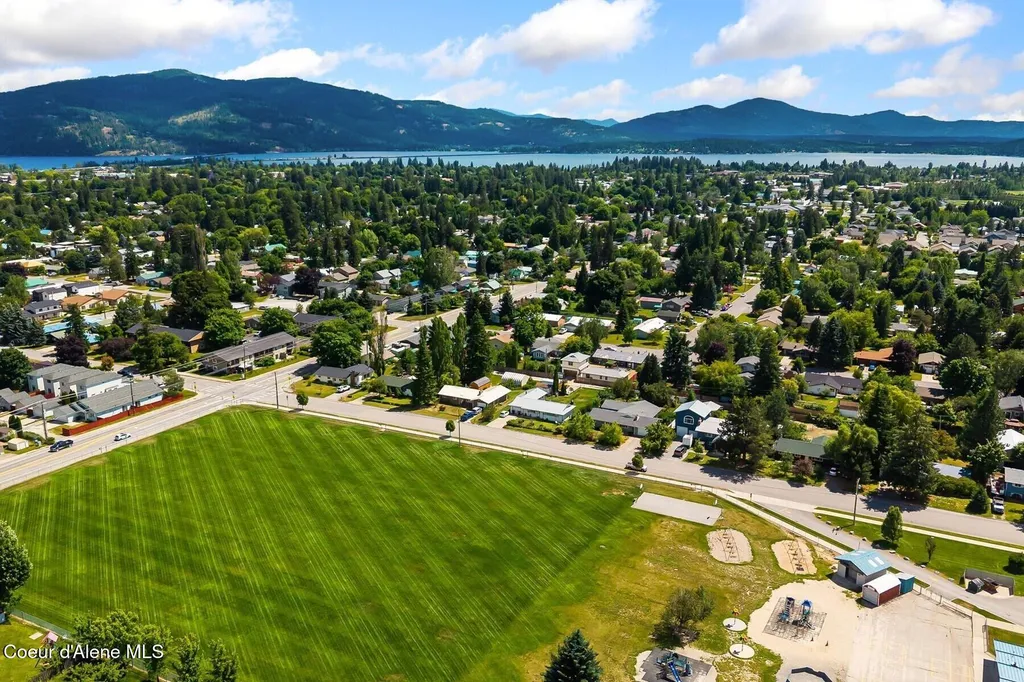 1505 Spruce Street Sandpoint ID 83864
