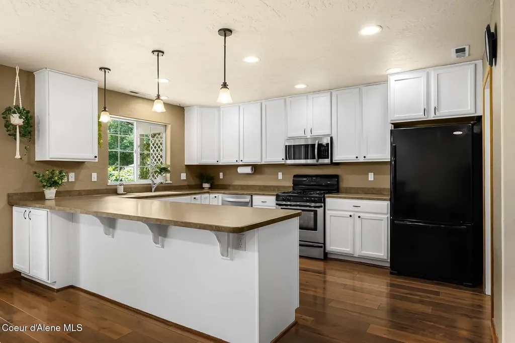 1505 Spruce Street Sandpoint ID 83864