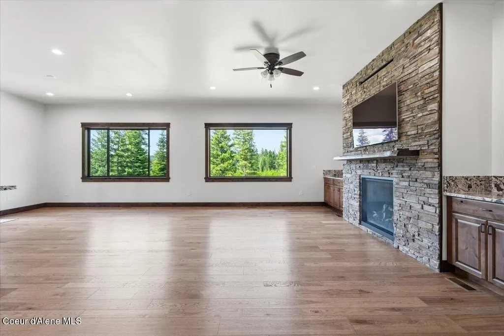 216 Mara Meadows Athol ID 83801