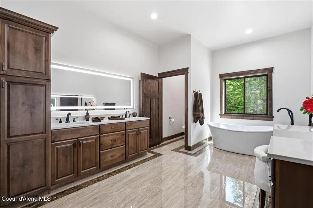 216 Mara Meadows Athol ID 83801
