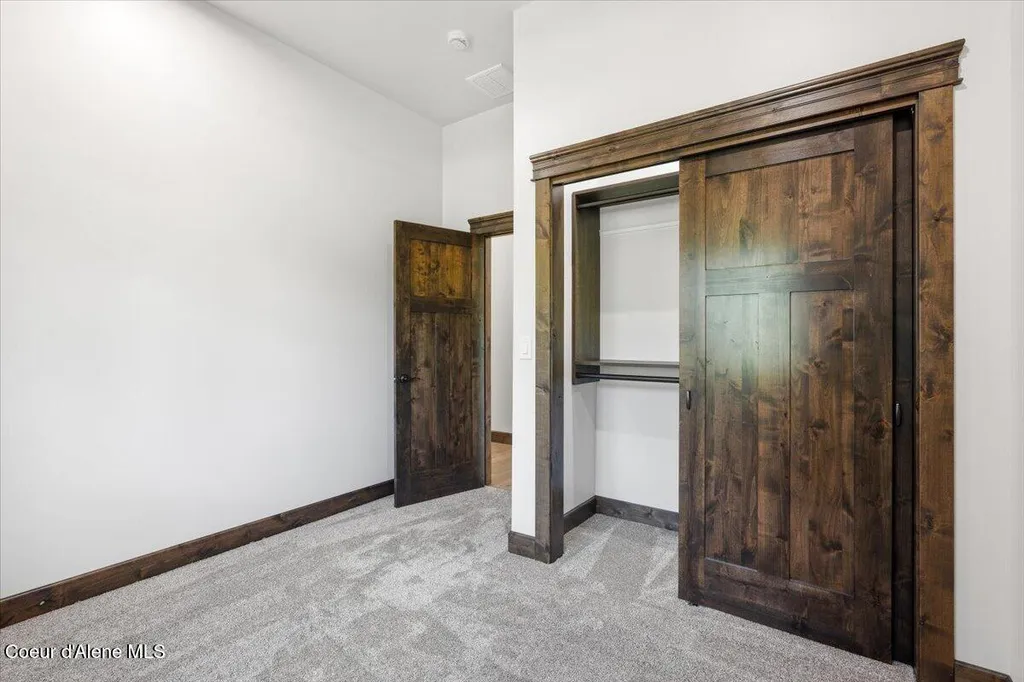 216 Mara Meadows Athol ID 83801