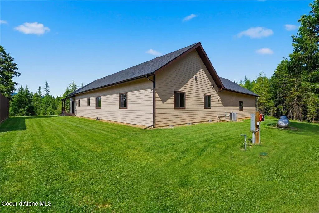 216 Mara Meadows Athol ID 83801