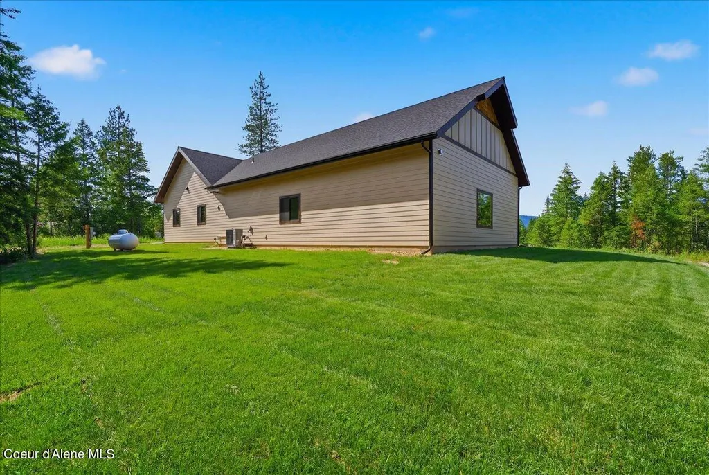 216 Mara Meadows Athol ID 83801