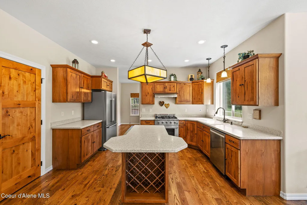 7308 E Greyridge Road Athol ID 83801