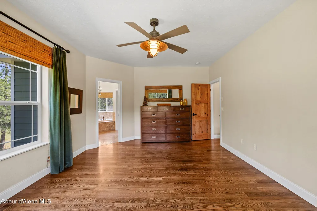 7308 E Greyridge Road Athol ID 83801